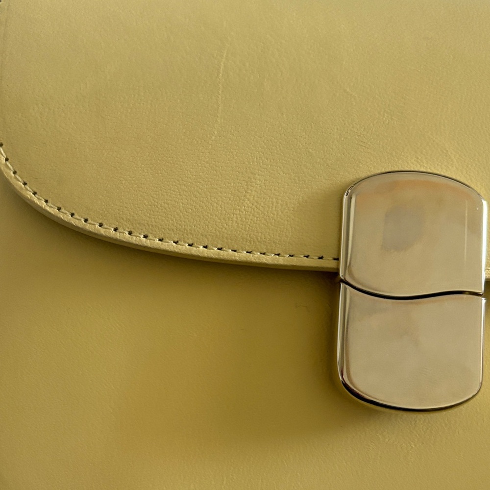 Sezane Butter Yellow Mini Milo - Picture 2 of 11